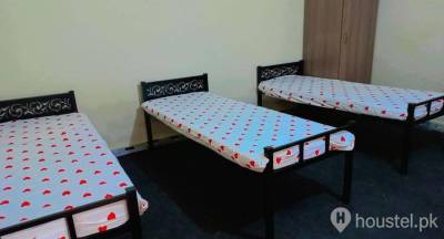 Get Inn Boys Hostel Boys Hostel in Rawalpindi with Mess, WiFi from PKR 14,000