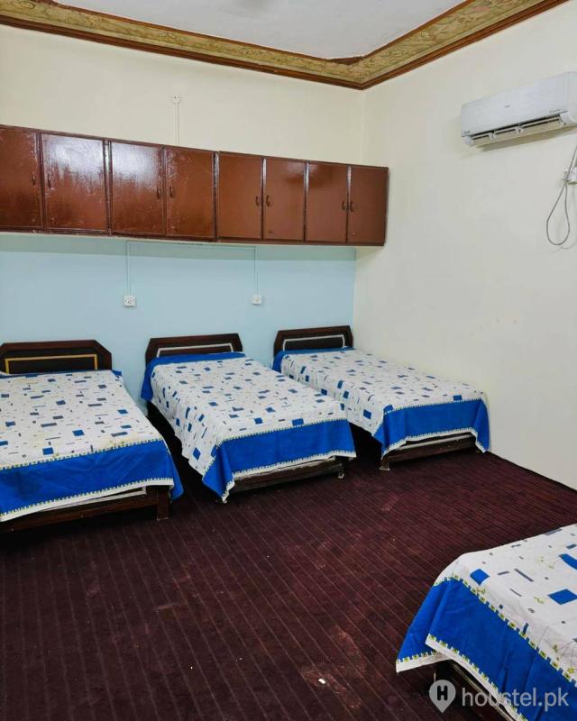 Al Arooj Girls Hostel Girls Hostel in Gulgasht Colony, Multan with WiFi - Photo 4