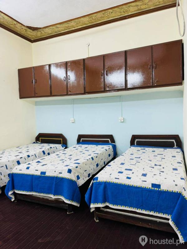 Al Arooj Girls Hostel Girls Hostel in Gulgasht Colony, Multan with WiFi - Photo 11