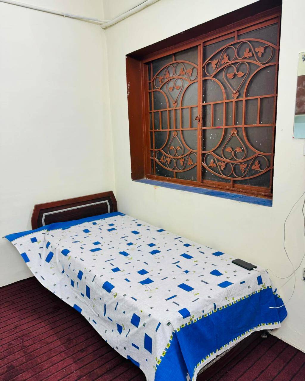 Four Seater Room at Al Arooj Girls Hostel