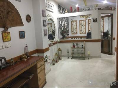 Makkah Girls Hostel Girls Hostel in Lahore with Mess, WiFi from PKR 10,000