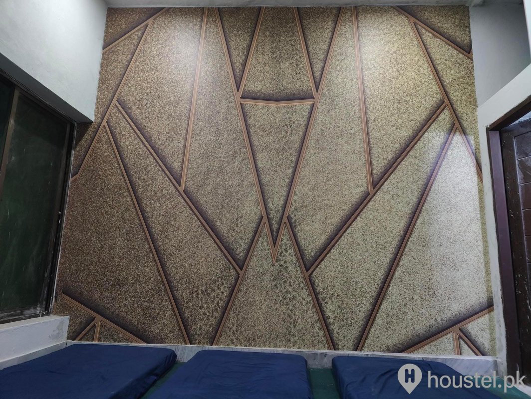 Room 1 at Al-Makkah Boys Hostels — 25 Seater, Boys hostel with Beds/Mattresses, Faisalabad, Pakistan