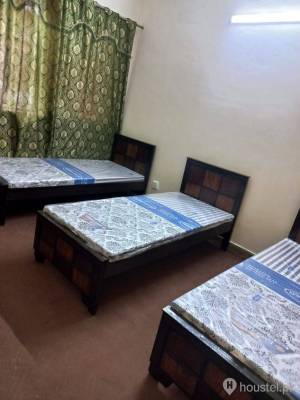RJ Girls Hostel Girls Hostel in Islamabad with Mess, WiFi from PKR 19,000