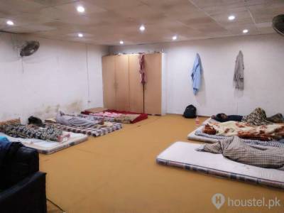 Al Imran Boys Hostel Boys Hostel in Chungi No 6, Multan with WiFi - Photo 10