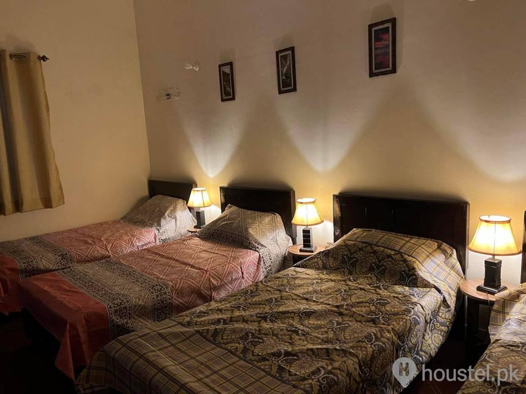 Javeria girls Hostel Girls Hostel in Shadman, Lahore with Mess, WiFi - Photo 4