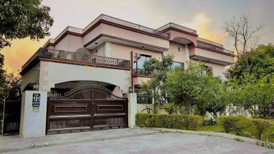 Luxury Living Boys Hostel Boys Hostel in Islamabad with Mess, WiFi from PKR 22,000