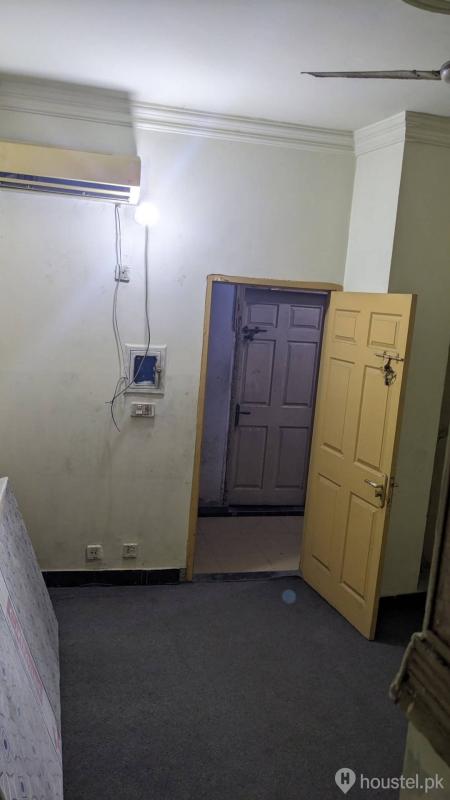 Najma Mension Boys Hostel