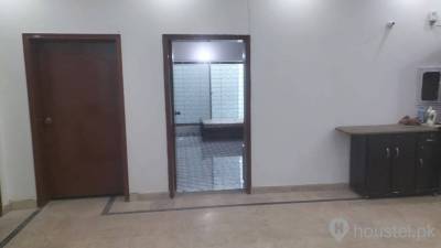 Royal palace girls hostel Girls Hostel in Johar Town, Lahore with Mess, WiFi - Photo 10