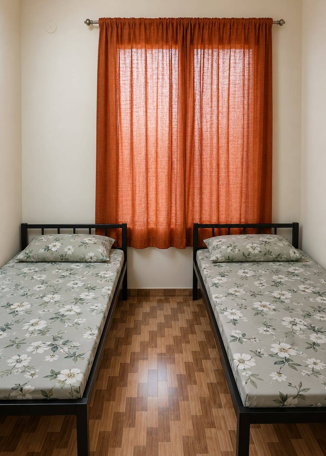 2 Seater Room at Elite Accomodation - PKR 22,000/month
