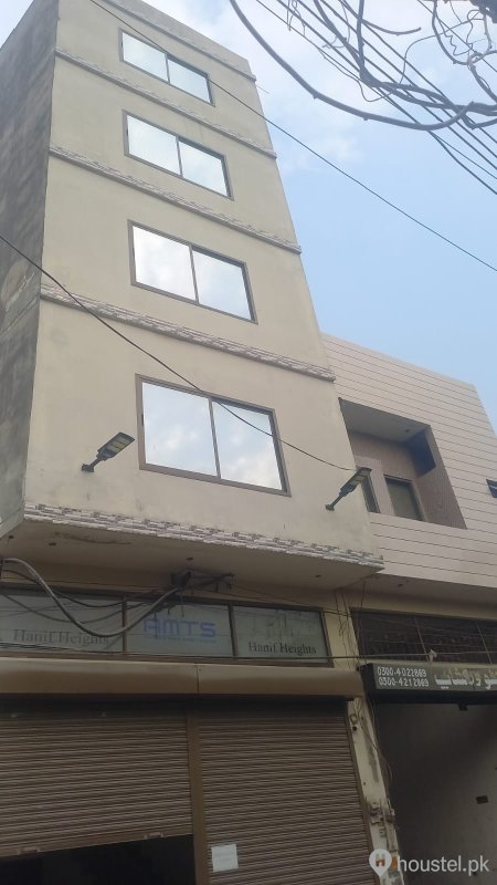 Hanif Heights - Home Stay Boys Hostel in Lahore with WiFi from PKR 8,000