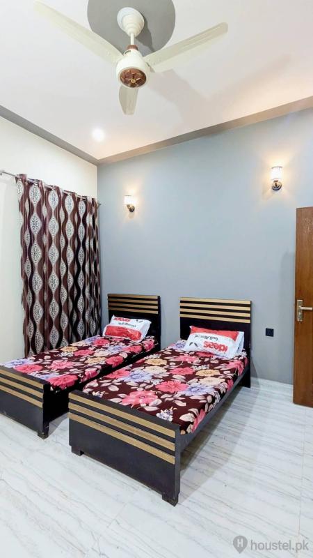 Lahore Hostel Wapda Town