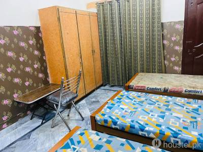 The Scholars' Group of Hostel Boys Hostel in Gulberg III, Lahore with Mess - Photo 4