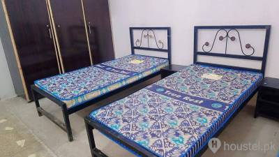 Home Care Girls Hostel Shadman Girls Hostel in Lahore with Mess, WiFi from PKR 10,000