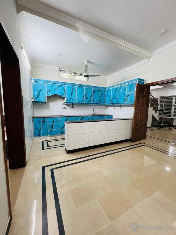 Ithad Girls Hostel — girls hostel in I-10, Islamabad — photo 12 of 17