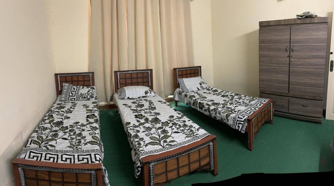4 Seater Room at Ithad Girls Hostel - PKR 20,000/month
