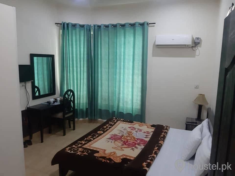 Executive Hostel Boys Hostel in Bahawalpur with Mess, WiFi from PKR 13,000