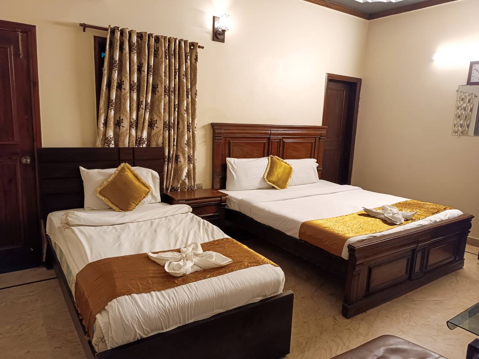 Two Seater Room at Bunny medico boys hostel