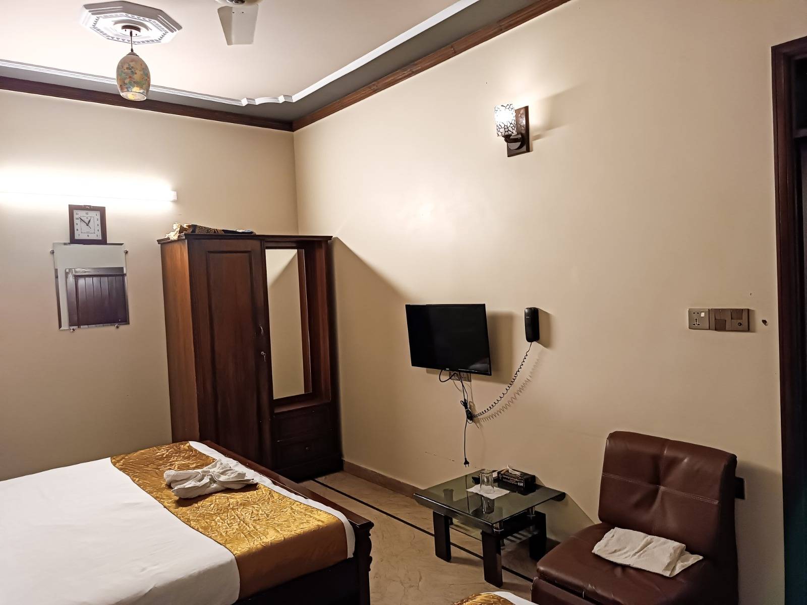 Three Seater Room at Bunny medico boys hostel — photo 4