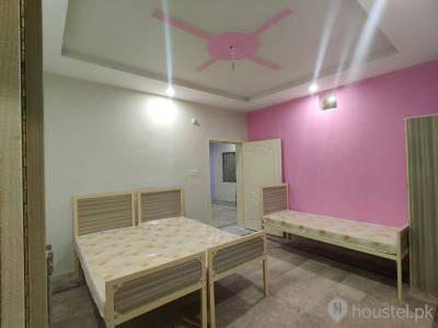 Zam Zam Girls Hostel Girls Hostel in Lahore with Mess, WiFi from PKR 11,000