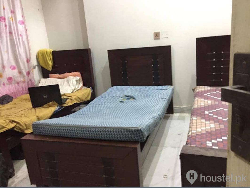Punjab Boys hostel Boys Hostel in Lahore Garden Housing Scheme, Lahore with WiFi - Photo 8