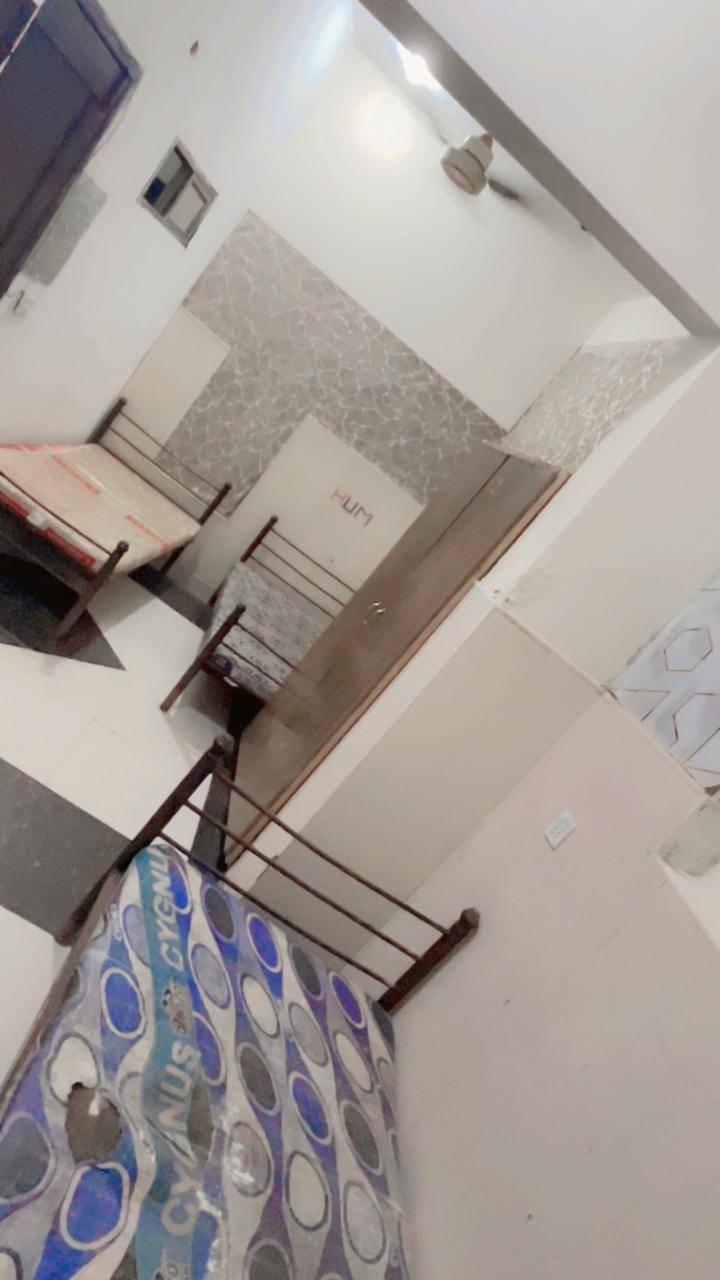 Down Town Girls Hostel, Johar Town