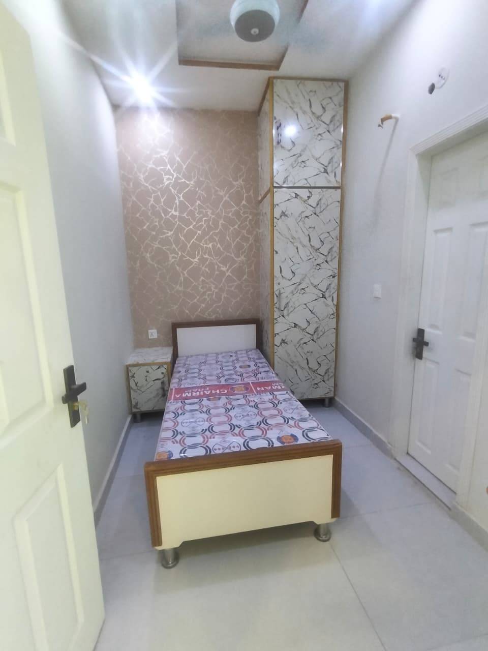 Room no 31 at Mehmooda Masood Girls Hostel — 1 Seater, Girls hostel with AC, Bath, Geyser, Furnished, Beds/Mattresses, Lahore, Pakistan