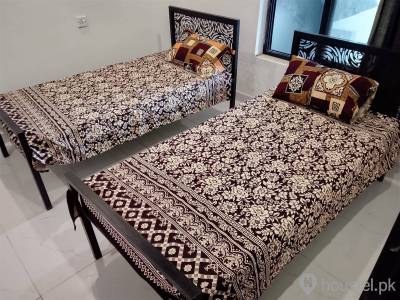 Abdullah Boys Hostel Boys Hostel in Lahore with WiFi from PKR 13,000