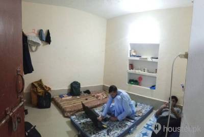 Al Rahim Boys Hostel Firdous Market Boys Hostel in Lahore with WiFi from PKR 10,000