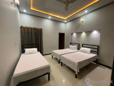 Premier Girls Hostel UCP Branch 234 Airline Girls Hostel in Lahore with Mess, WiFi from PKR 10,000