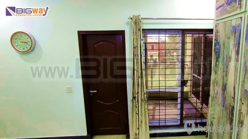 BigWay Girls Hostel (Executive Living) Girls Hostel in Johar Town, Lahore with Mess, WiFi - Photo 11