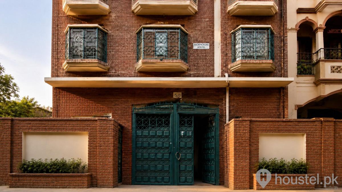 3 seater Room at SYED BOYS HOSTEL — 3 Seater, Boys hostel with Beds/Mattresses, Rawalpindi, Pakistan