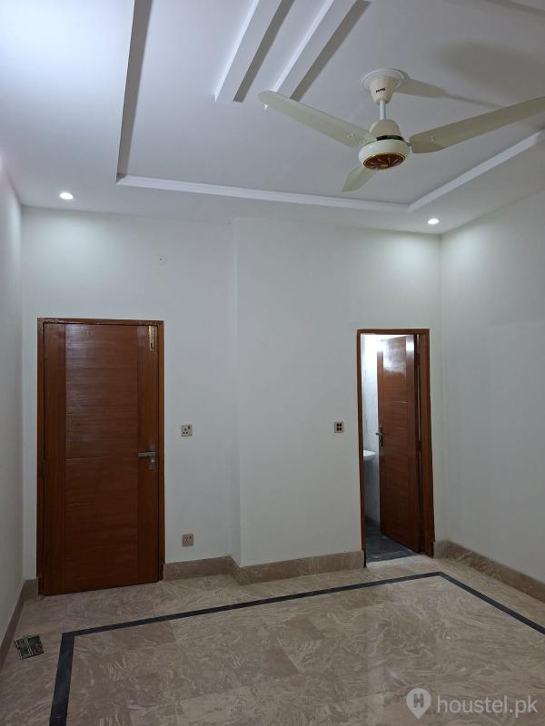 Kohinoor Girls Hostel - Girls Hostel in Old Muslim Town Lahore with ...