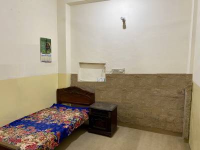 Social Studio Hostel Boys Hostel in Muslim Town, Lahore from PKR 8,500