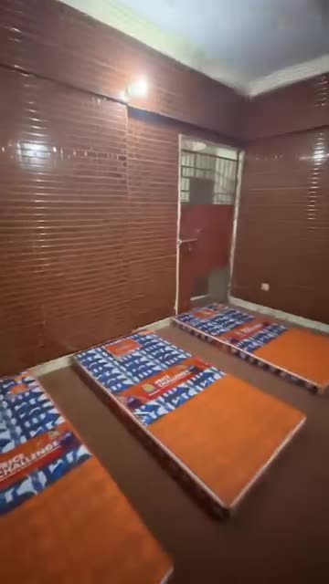Hostel Hub, PECHS