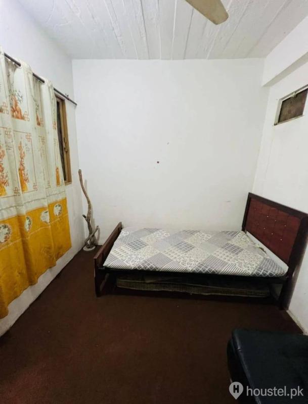 subhan boys hostel Boys Hostel in Ichra, Lahore with WiFi from PKR 12,000