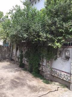 Decent Boys Hostel in Babar Chowk