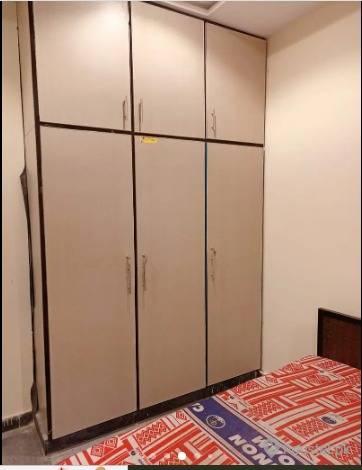 Premier Girls Hostel Near UCP