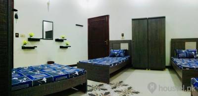 The United Girls Hostels Gulistan-e-Johar branch Girls Hostel in Gulistan-e-Johar, Karachi with Mess - Photo 8