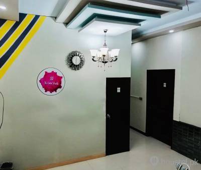 The United Girls Hostels Gulistan-e-Johar branch Girls Hostel in Gulistan-e-Johar, Karachi with Mess - Photo 14