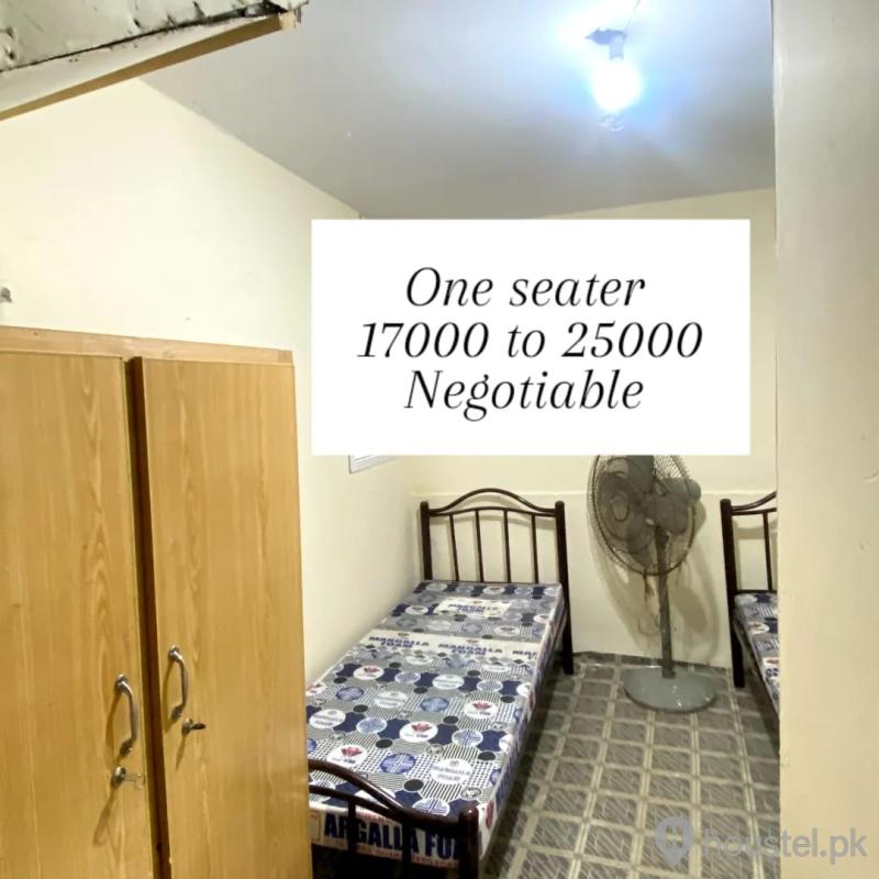 White Petal Girls Hostel Girls Hostel in Gulberg III, Lahore with Mess, WiFi - Photo 10