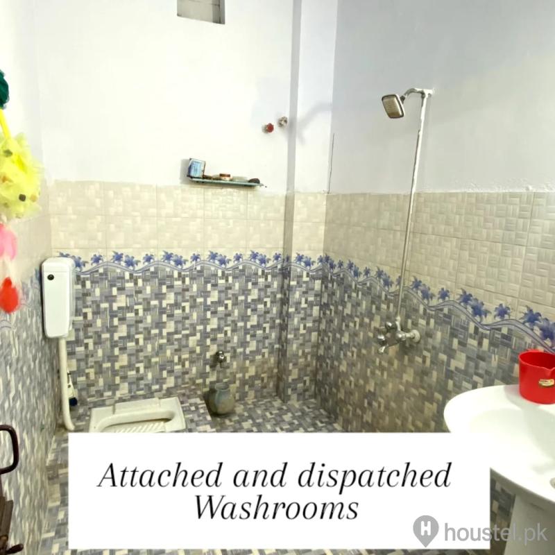 White Petal Girls Hostel Girls Hostel in Gulberg III, Lahore with Mess, WiFi - Photo 15