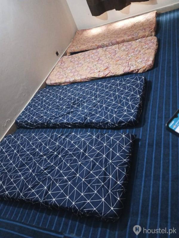 UK BOYS HOSTEL Boys Hostel in Faisal Town, Lahore - Photo 17