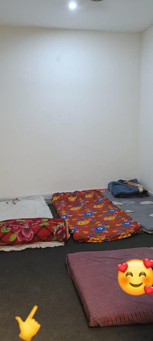 Three Seater Room at "The Royal Hostel For Boys Sargodha" — photo 4