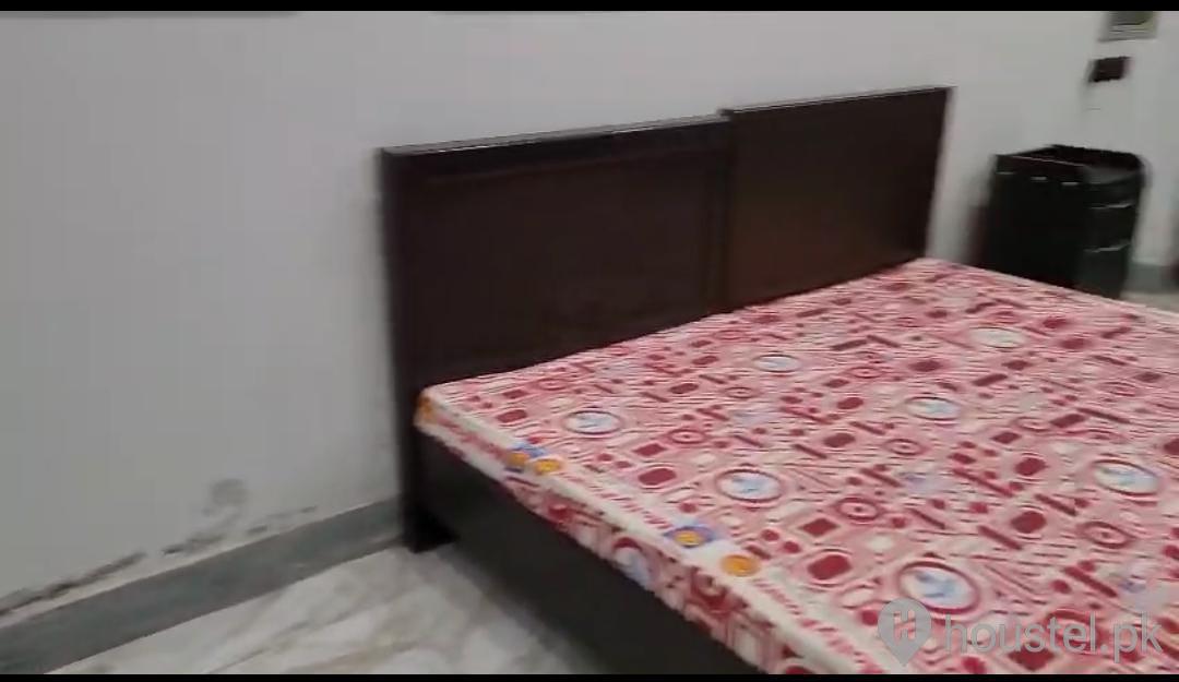 LAVISH GIRLS HOSTEL Girls Hostel in Gulberg, Lahore with WiFi - Photo 5