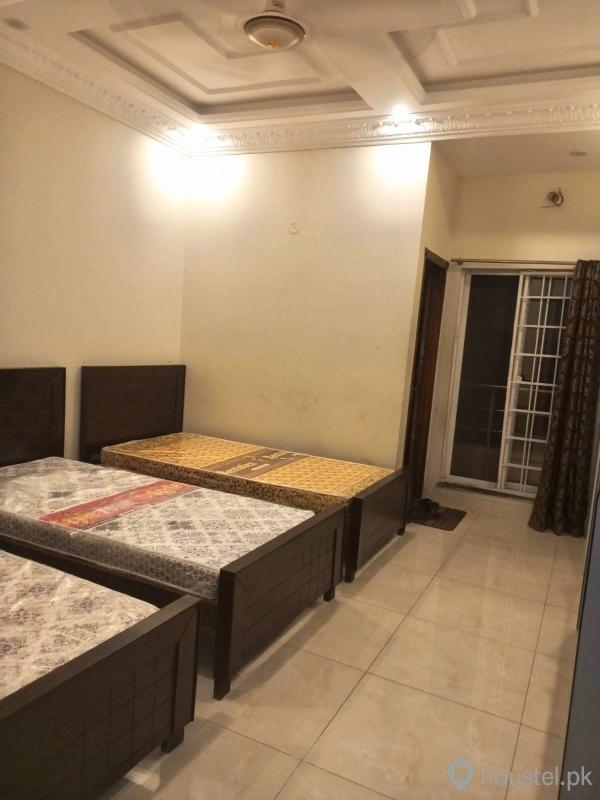 Waseem  boys hostel Boys Hostel in Wapda Town, Lahore - Photo 6