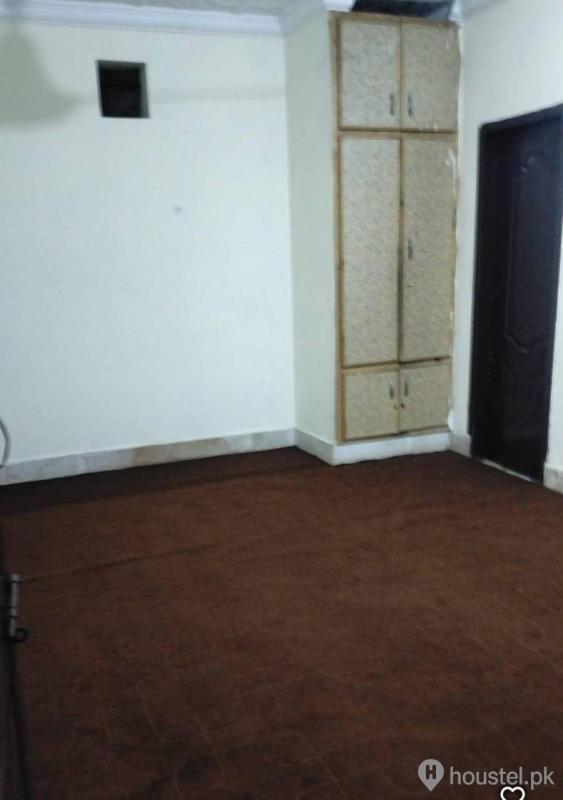 UpTown Girls hostel (Multan) Girls Hostel in Gulgasht Colony, Multan with Mess from PKR 9,000