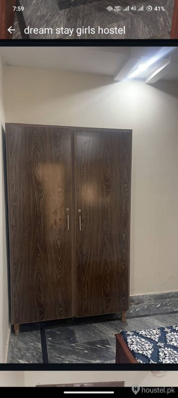Dream Stay Girls Hostel Girls Hostel in Johar Town, Lahore with Mess - Photo 6