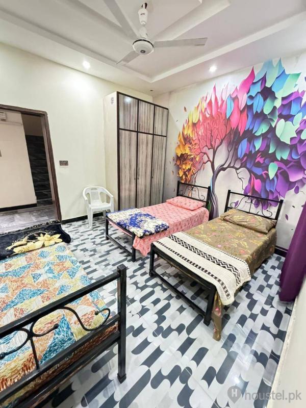 Mehru's Girls Hostel Girls Hostel in Wapda Town, Lahore with Mess - Main Photo