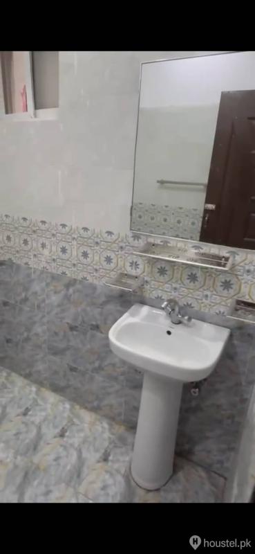 Mehru's Girls Hostel Girls Hostel in Wapda Town, Lahore with Mess - Photo 7