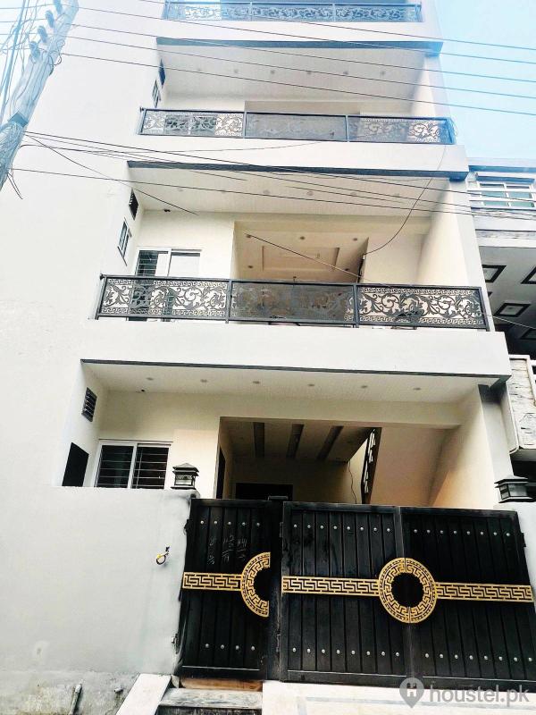 Srat inn girsl hostel Girls Hostel in Defence Road, Lahore with Mess from PKR 14,000
